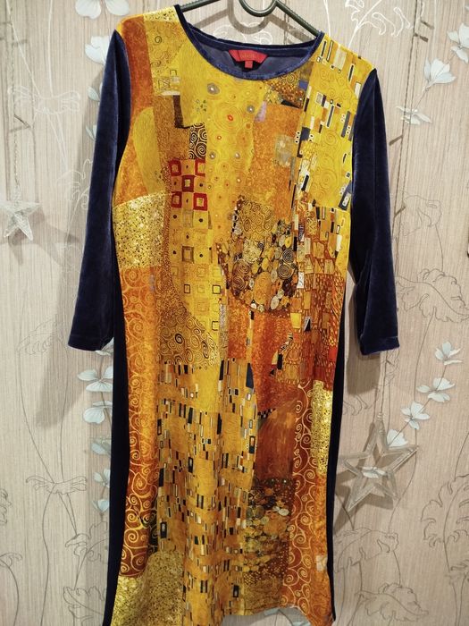 Платье б/у в хорошем состоянии