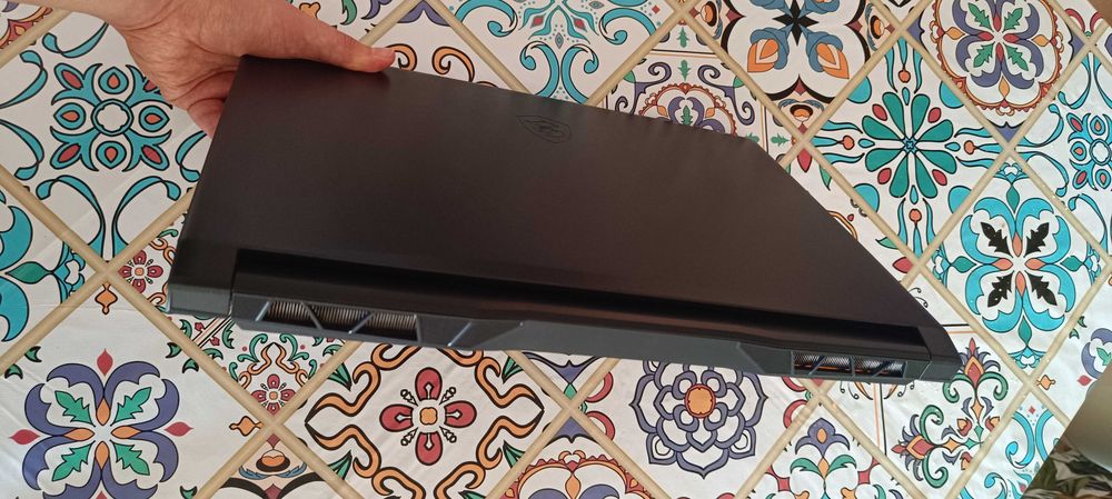 MSI Katana GF66 11UE, i5-11400H, RTX 3060, 16GB, 1TB SSD