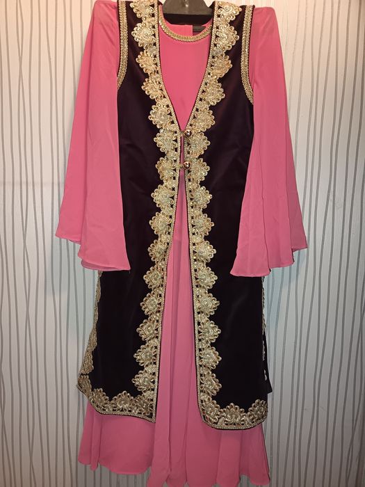 Костюм национальный