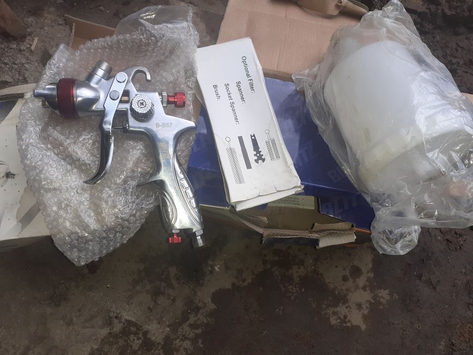 Продам пистолеты автомаляра