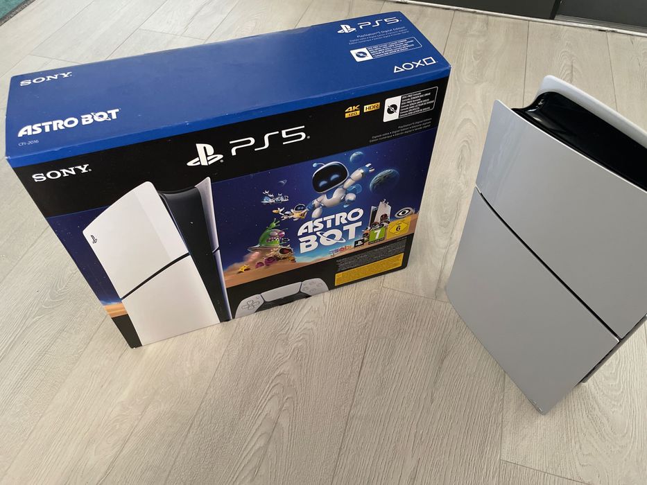 PlayStation 5 slim с коробкой, почти не использовалась