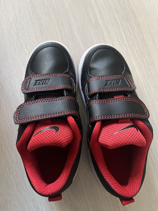 Детски маратонки nike 28 номер