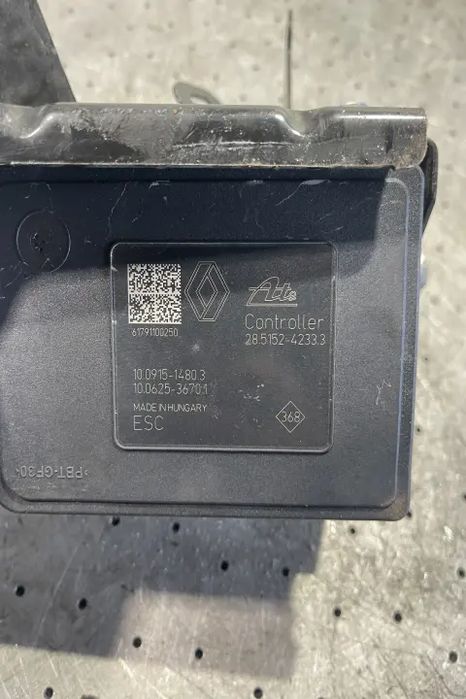 Pompa abs 476607355R Renault Megane 1.5 dCi MT (110 hp)