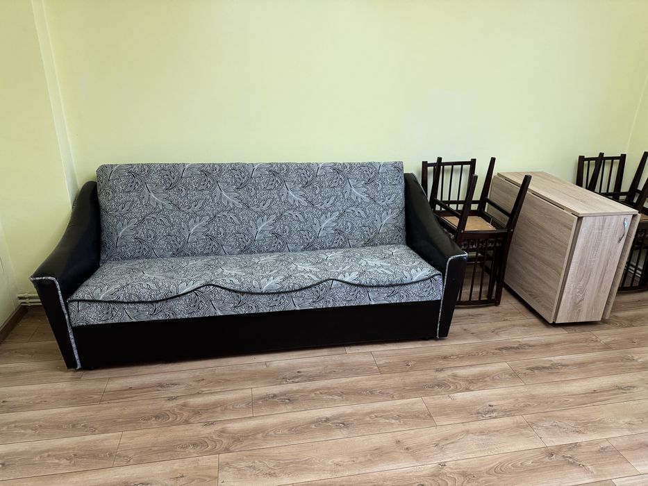 Mobila sufragerie (tot ce apare in poze)