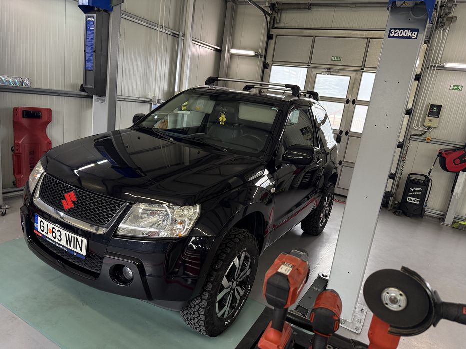 Suzuki grand vitara 4x4reductor, 1,9 ddis130cp , pregatit offroad