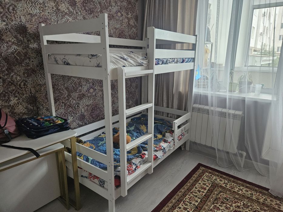 Продам 2 ярусный кровать
