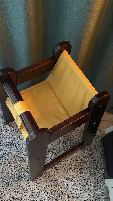 Детски дървен стол