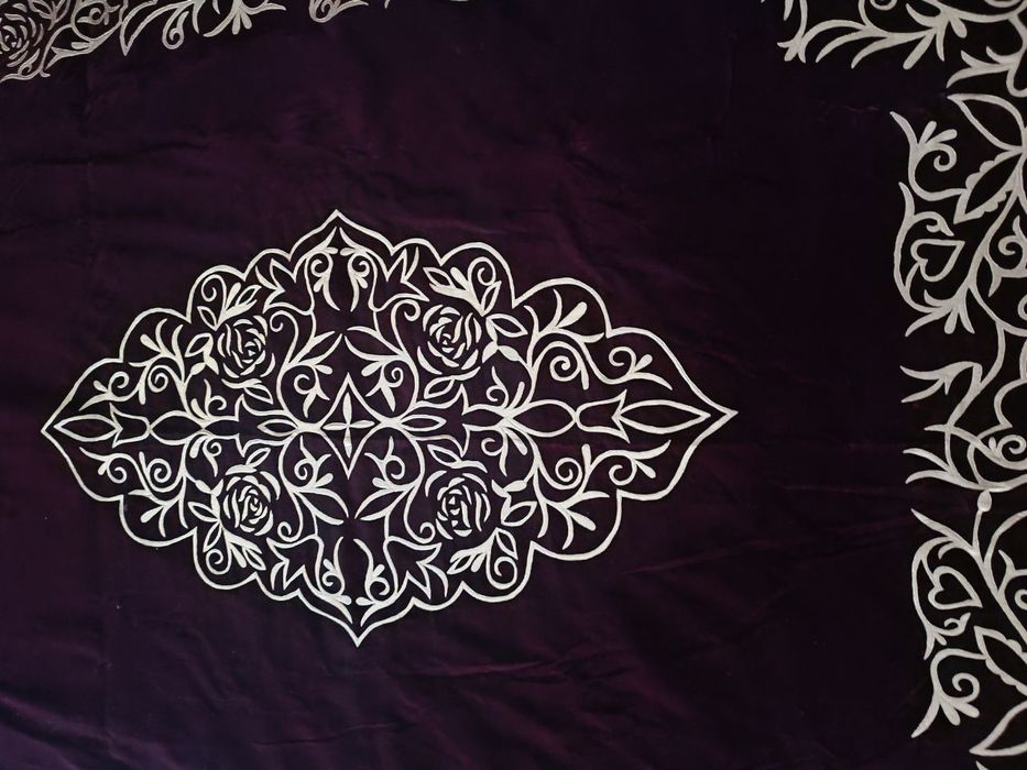 ЧИМИЛДИК  аппликация тикилган