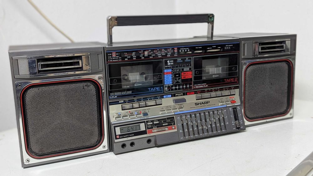 Sharp GF-800 касетофон