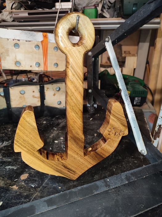Ancora lemn masiv nuc