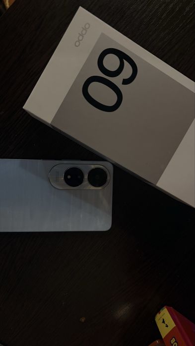 продам oppo A60, в голубом цвете, 256 гб