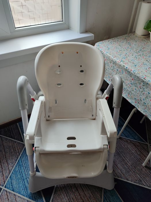 Детский стул для кормления