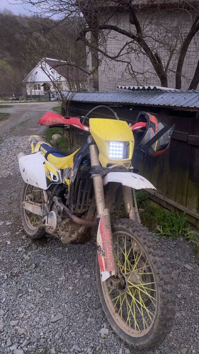 SUZUKI DRZ 400,mai multe detalii in privat