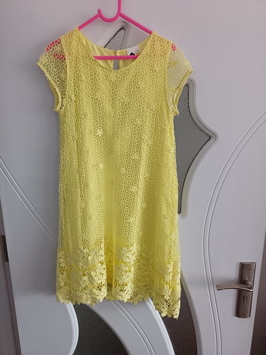 Дрехи за момиче 9-10годишна