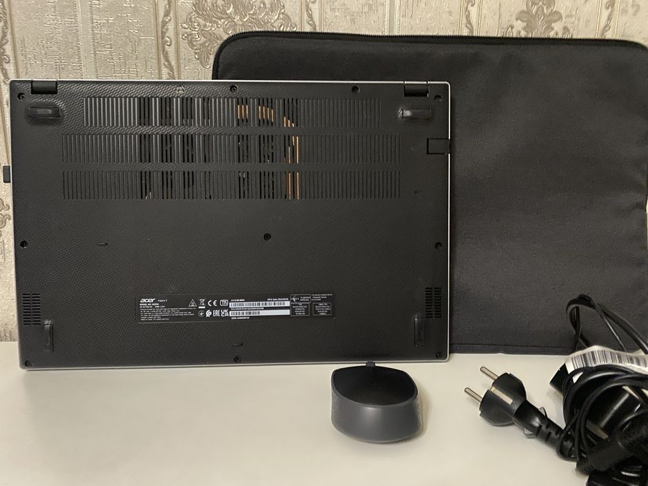Ноутбук acer aspire 3
