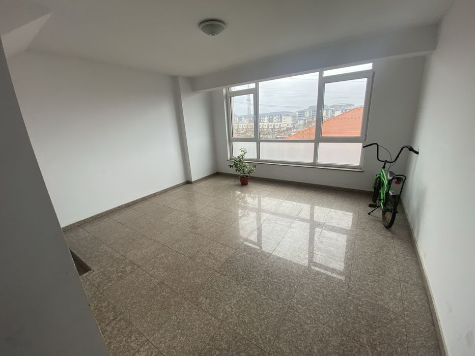 Vand apartament 3 camere Platanii Residence