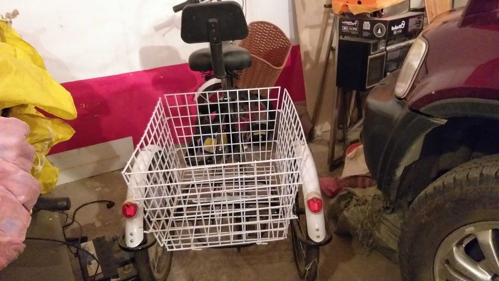 Продаю велотрайк новый