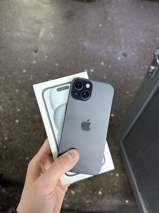 Айфон 15 128гб.