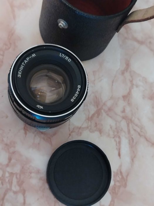 Обектив Zenitar-M 1.7/50mm KMZ Auto/MANUAL с винтова монтировка M42 Zenit