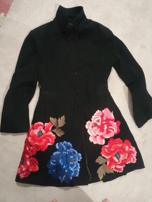 Pardesiu   dama.  unicat