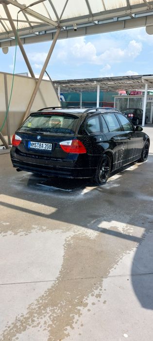 BMW E91 318i 2007