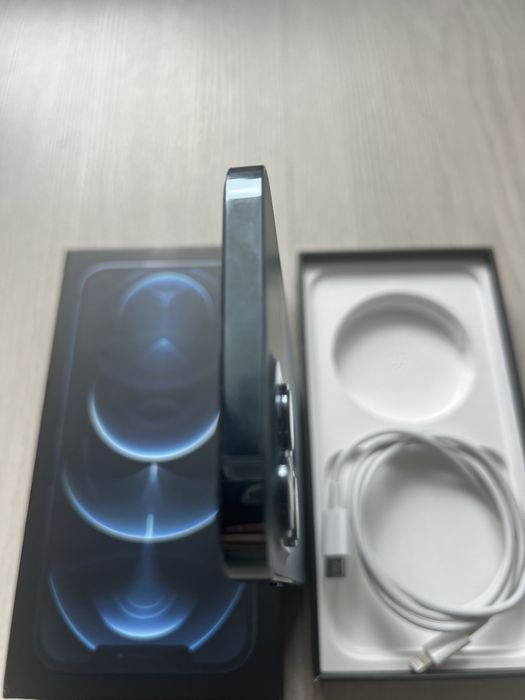 Iphone 12 Pro Max Impecabil Ca Nou