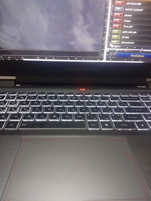 Продам игровой ноутбук Thunderobot