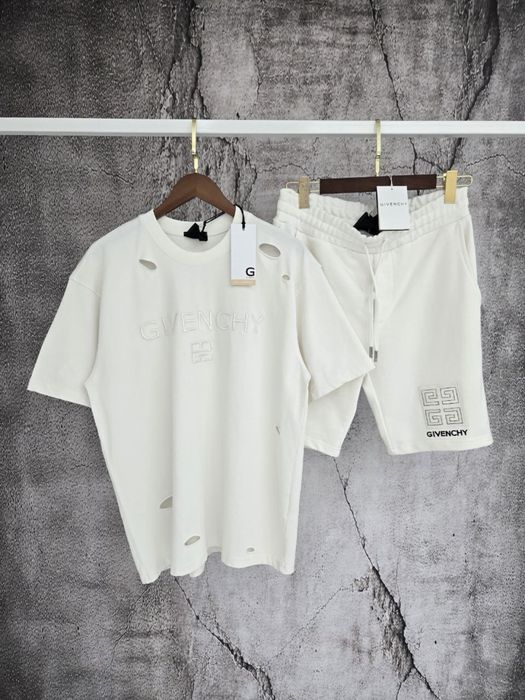 Compleu Givenchy Calitate TOP