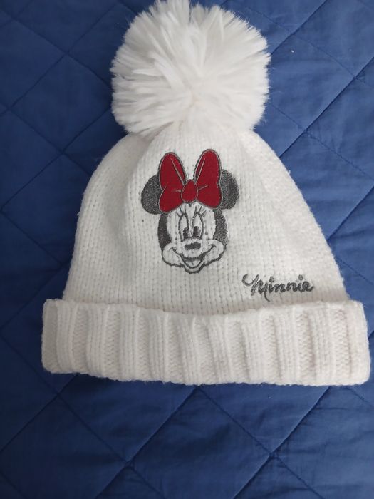 Caciuli fetita 2-3 ani