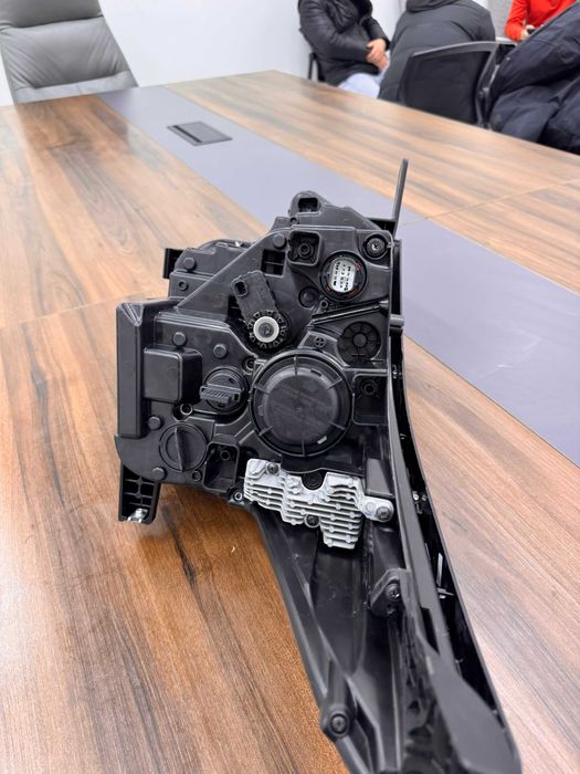 Kia Seltos  правая Фара