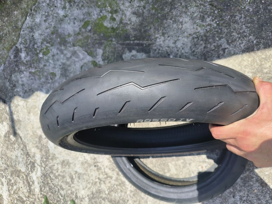 Pirelli Rosso 4.