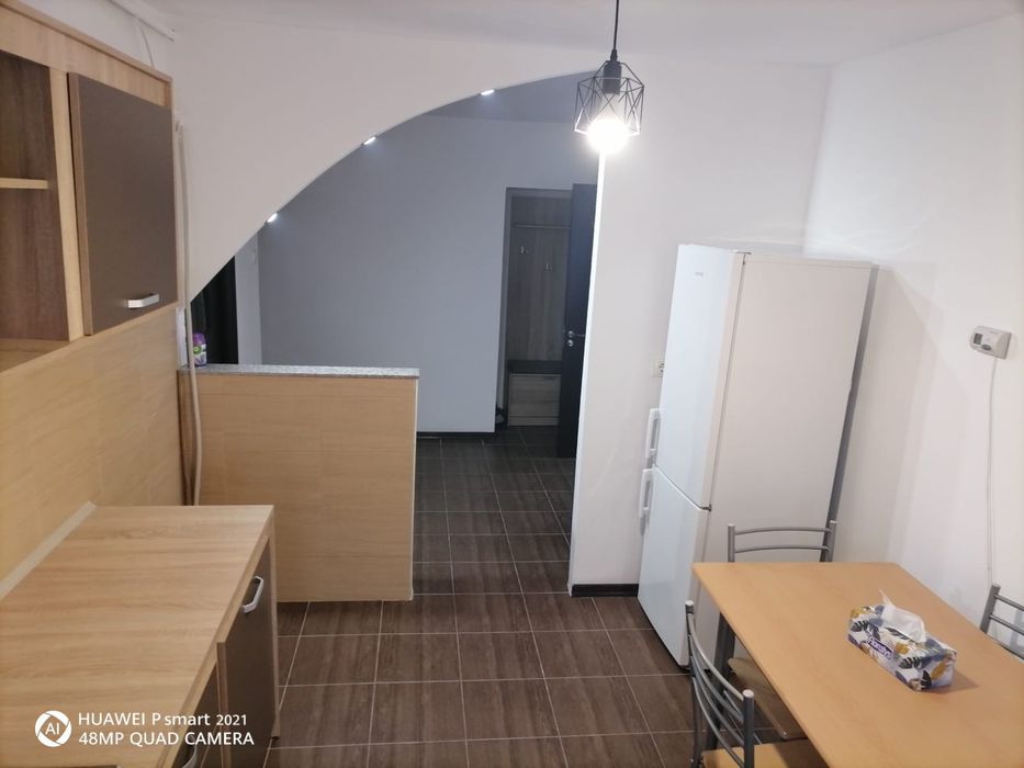 Ofer spre închiriere apartament 2 camere