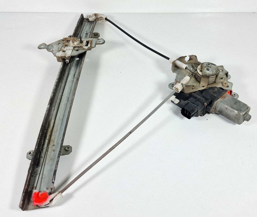 Преден Ляв Стъклоповдигач Стъклоподемник Машинка Mitsubishi Outlander