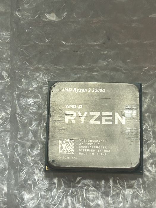 продам материнскую плату,процессор,оперативную память ddr4,жесткий дис