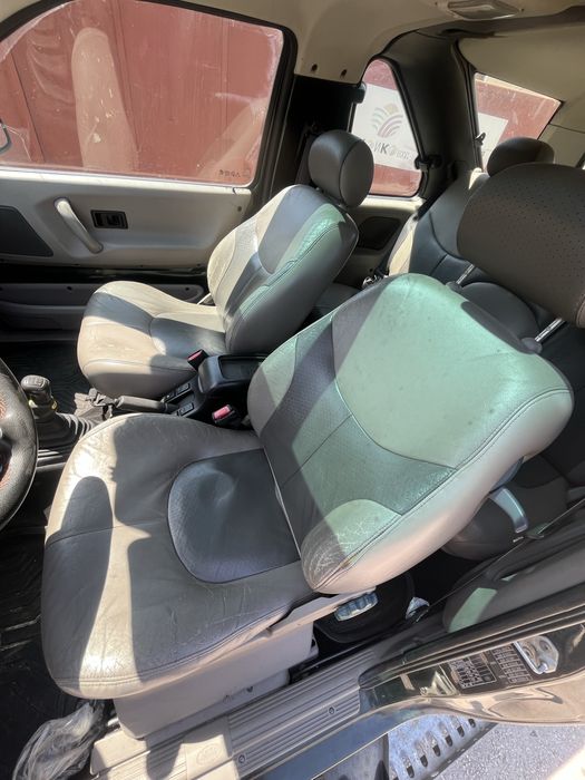 Land Rover Freelander 2.0 td4 112 ks na chasti Ленд Роувър на части