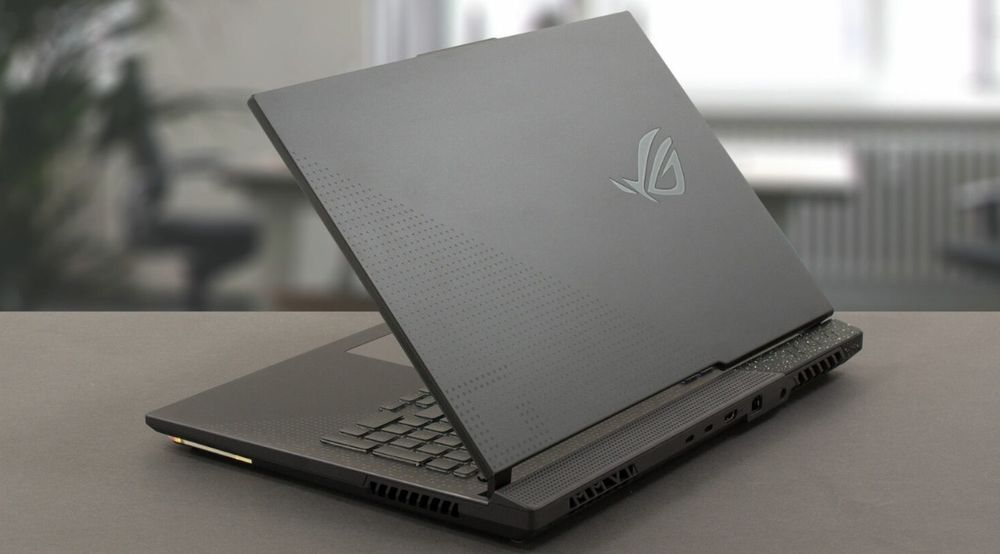 Laptop Gaming ASUS ROG Strix G17 G713PU - Ryzen 7945hx