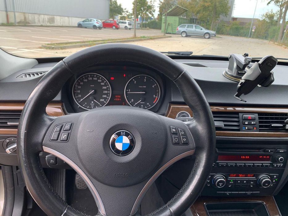 Bmw seria 3 e91 143 cp euro 5