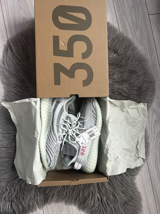 Vand Yeezy 350 blue tint