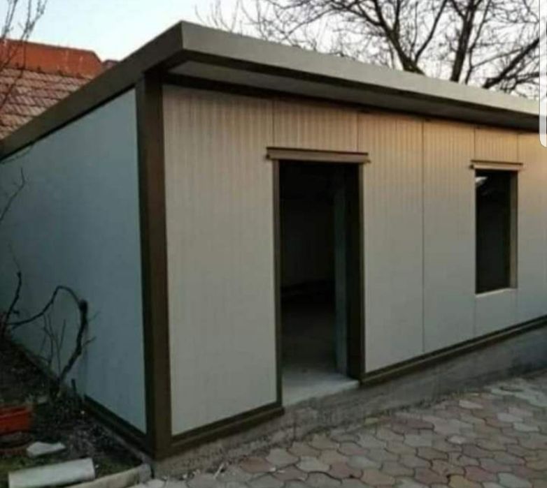 Case din panouri sandwich