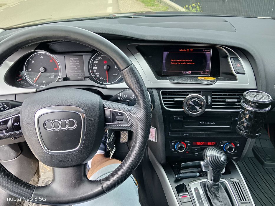 AUDI A4 2012 — imagine 2