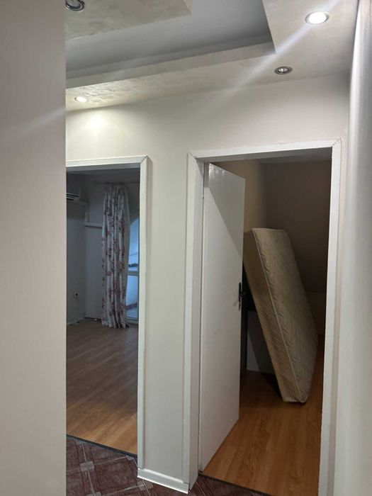 Продава се Тристаен апартамент в Асеновград - 85 кв.м за 900 €/кв.м - Снимка #7