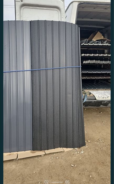 Tabla zincata si colorata