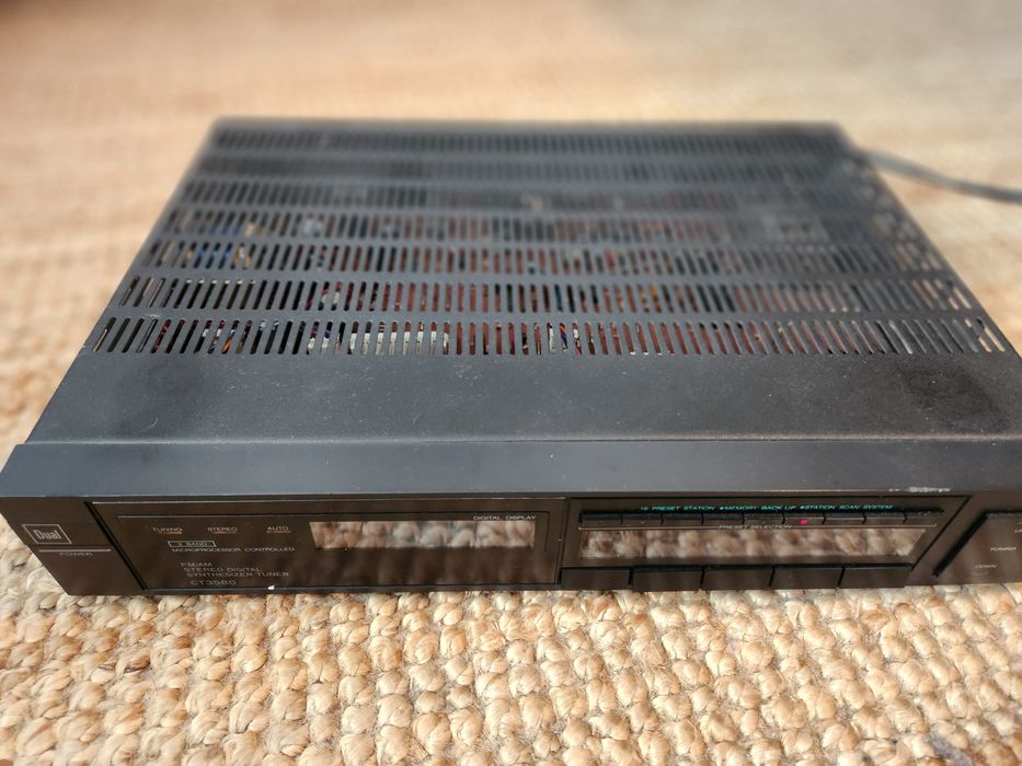Amplificator Akai și tuner Dual