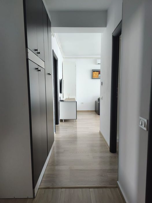 Închiriez apartament 2 camere + cameră dressing Militari Residence