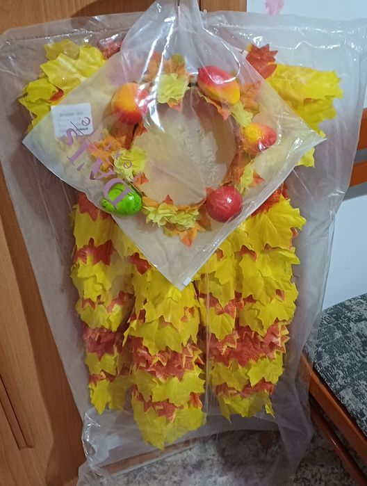 Платье на осенью балл