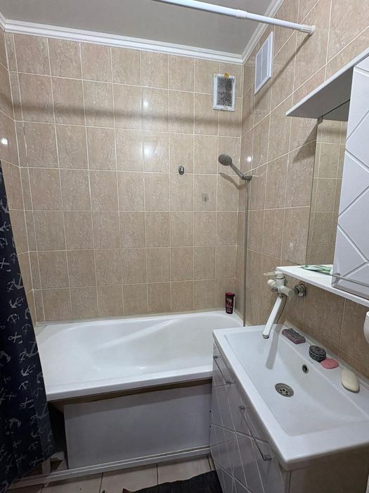 Продам 2 ком квартиру в 20 мик