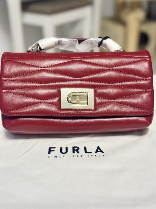 Geantă Furla piele matlasată nouă