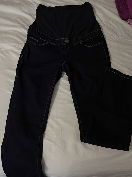 Blugi cu burtieră pentru graviduțe