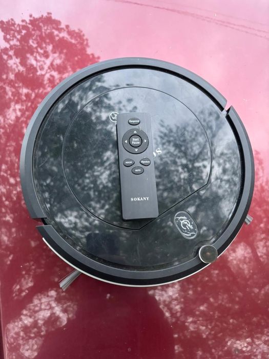 Продается робот пылесос