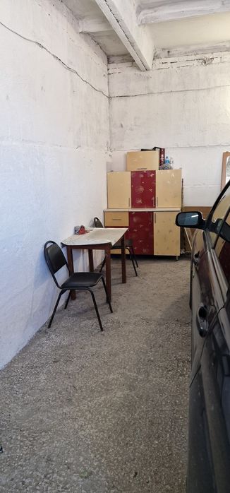 Продаётся гараж на 8 м-оне